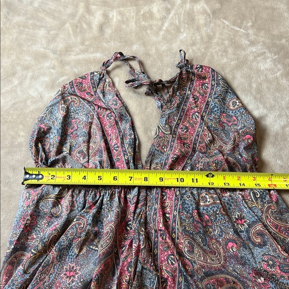 CORTE HINDU Pink and Blue Flowy Paisley V-Neck Halter Open Back Maxi Dress - Picture 15 of 17